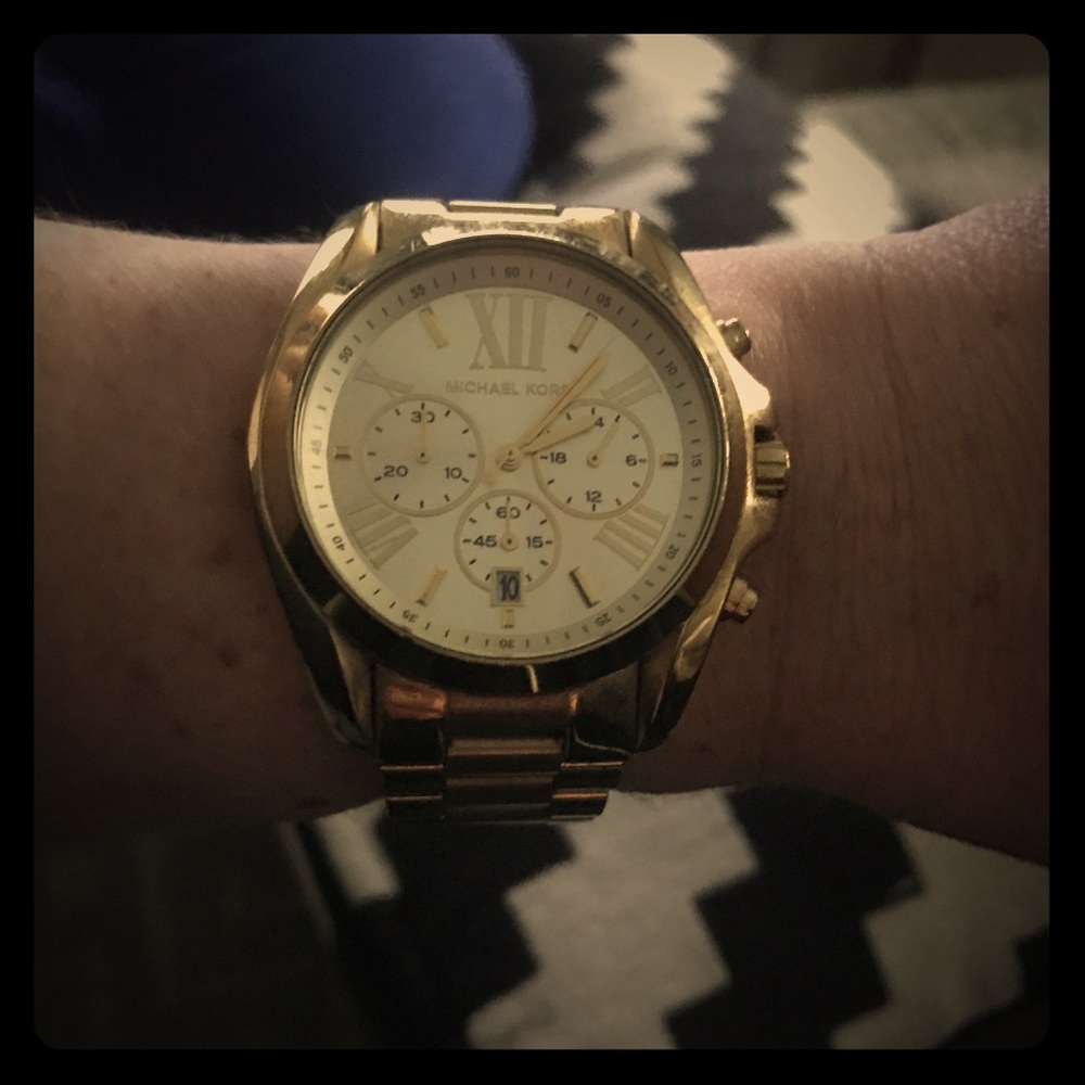 Michael Kors Gold Watch 🎀💛
